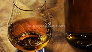 Hukum Mengkonsumsi Makanan yang Tercampur Rhum