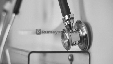 Bagaimana cara bersuci bagi yang memakai perban? Bagaimana tayamum untuk shalat fardhu dan shalat sunnah?